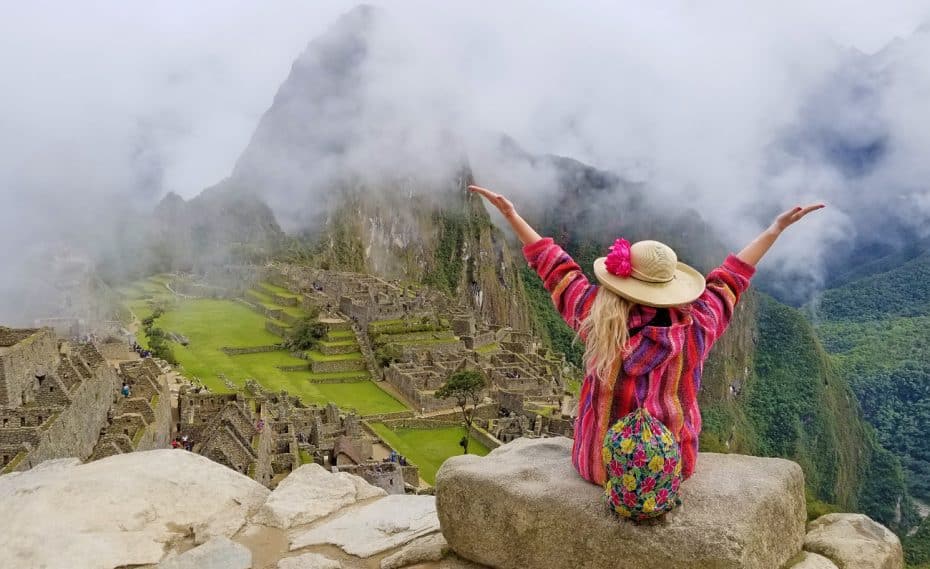 quirky female travel gifts