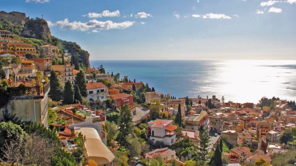 beaches taormina